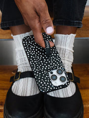 Noir Dots